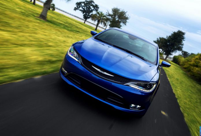 2015 Chrysler 200 - фотография 77 из 129 2015 Chrysler 200 - фотография 77 из 129