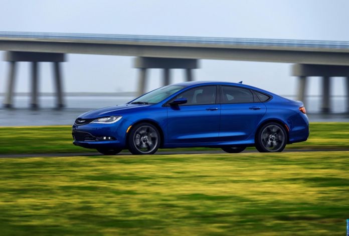 2015 Chrysler 200 - фотография 84 из 129 2015 Chrysler 200 - фотография 84 из 129