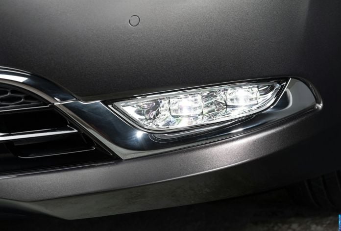 2015 Chrysler 200 - фотография 94 из 129 2015 Chrysler 200 - фотография 94 из 129