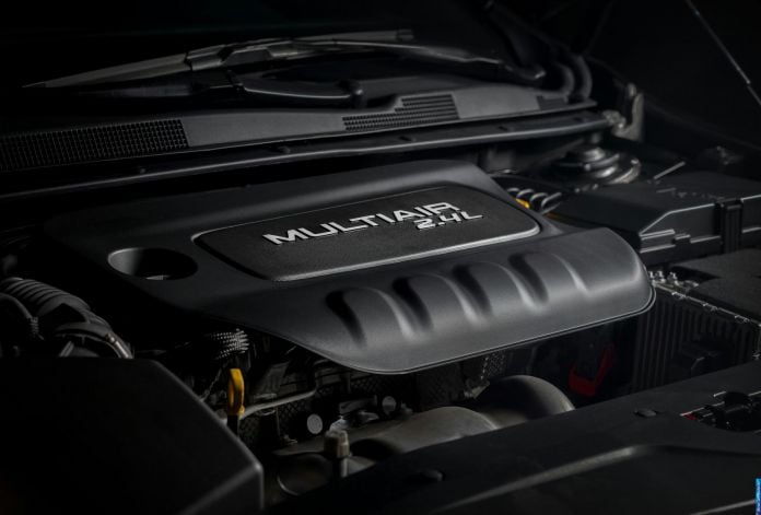 2015 Chrysler 200 - фотография 110 из 129