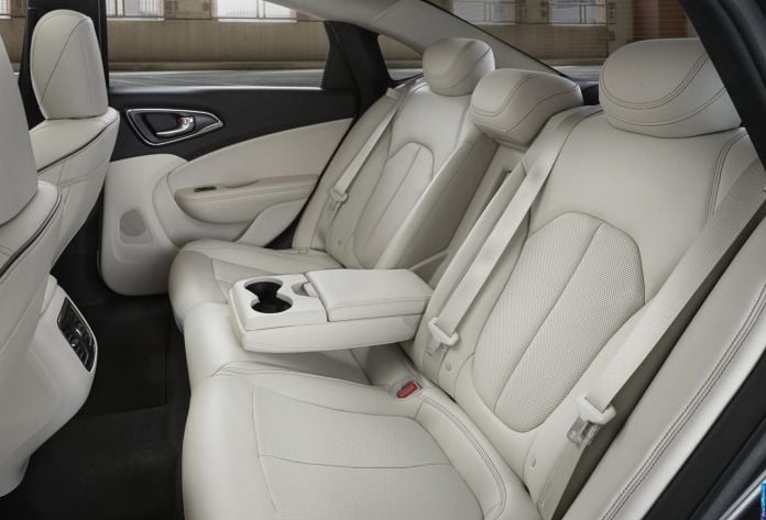 2015 Chrysler 200 - фотография 113 из 129