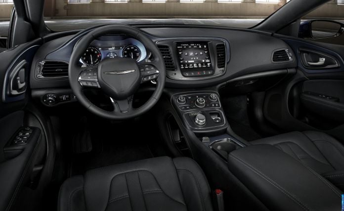 2015 Chrysler 200 - фотография 115 из 129