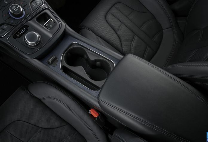 2015 Chrysler 200 - фотография 122 из 129