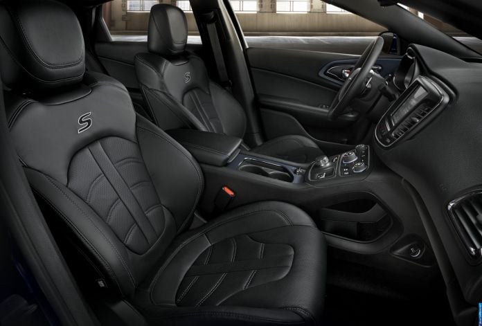 2015 Chrysler 200 - фотография 124 из 129