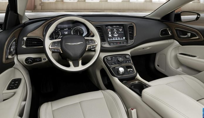 2015 Chrysler 200 - фотография 125 из 129