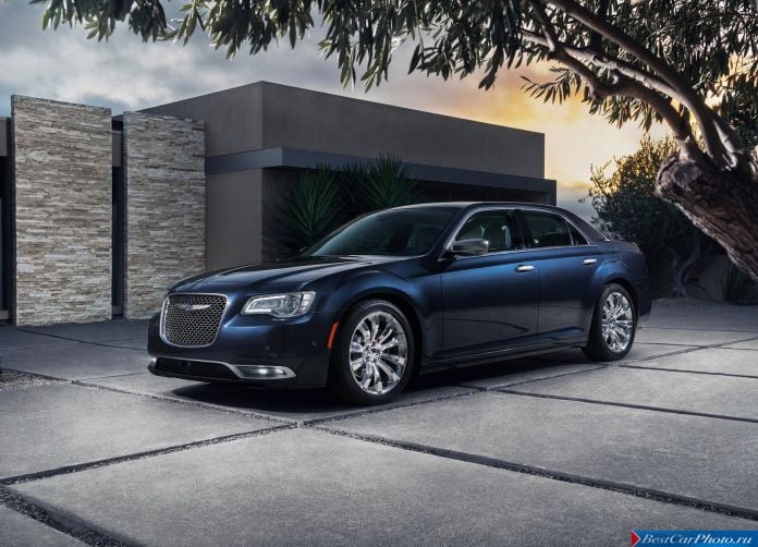 2015 Chrysler 300 - фотография 2 из 226
