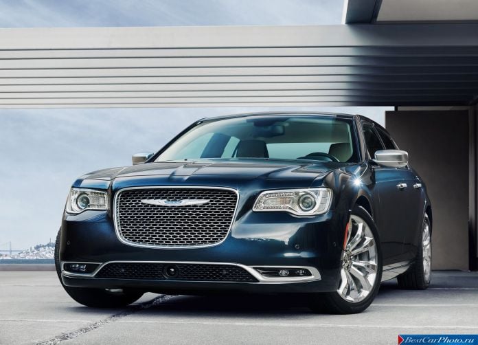 2015 Chrysler 300 - фотография 4 из 226
