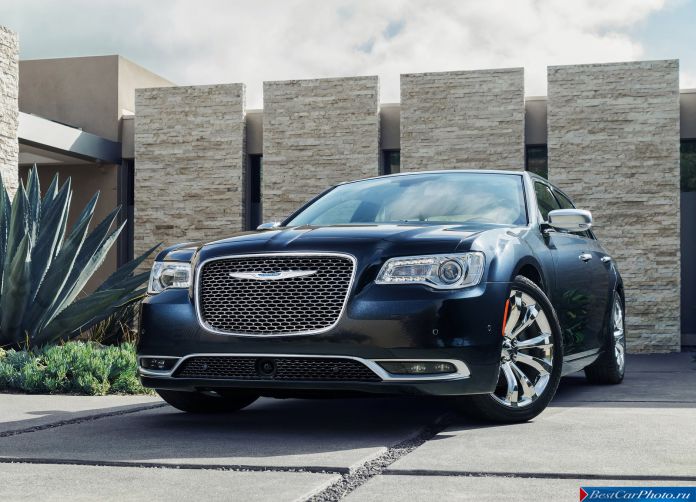 2015 Chrysler 300 - фотография 14 из 226