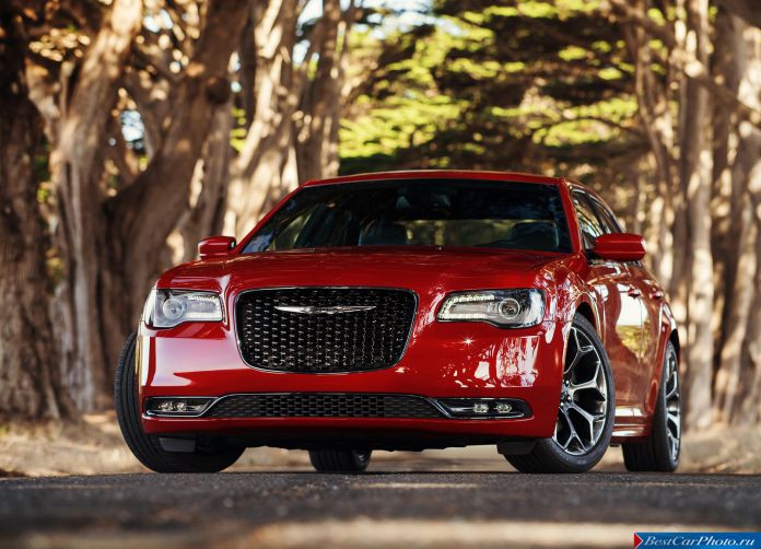 2015 Chrysler 300 - фотография 28 из 226 2015 Chrysler 300 - фотография 28 из 226