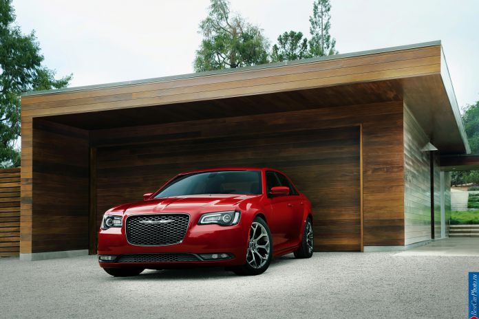 2015 Chrysler 300 - фотография 43 из 226 2015 Chrysler 300 - фотография 43 из 226