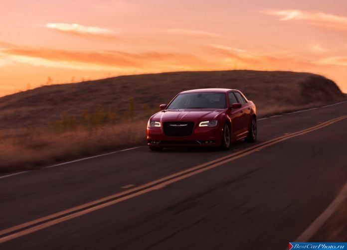 2015 Chrysler 300 - фотография 48 из 226 2015 Chrysler 300 - фотография 48 из 226