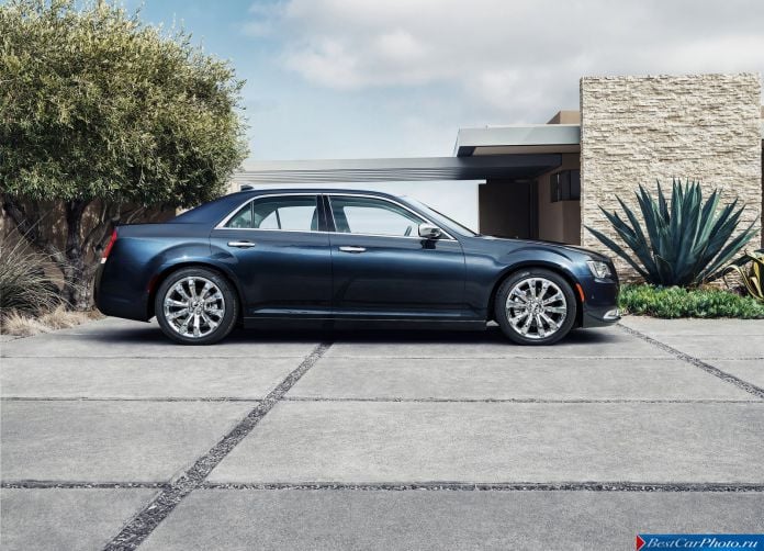 2015 Chrysler 300 - фотография 52 из 226 2015 Chrysler 300 - фотография 52 из 226