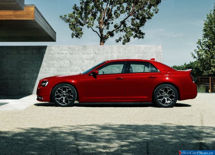 2015 Chrysler 300 - фотография 54 из 226