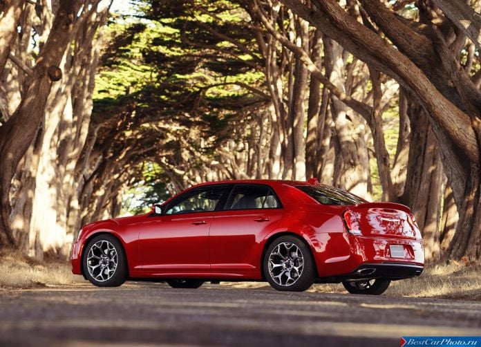 2015 Chrysler 300 - фотография 70 из 226 2015 Chrysler 300 - фотография 70 из 226