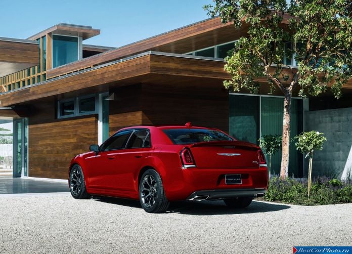2015 Chrysler 300 - фотография 74 из 226 2015 Chrysler 300 - фотография 74 из 226