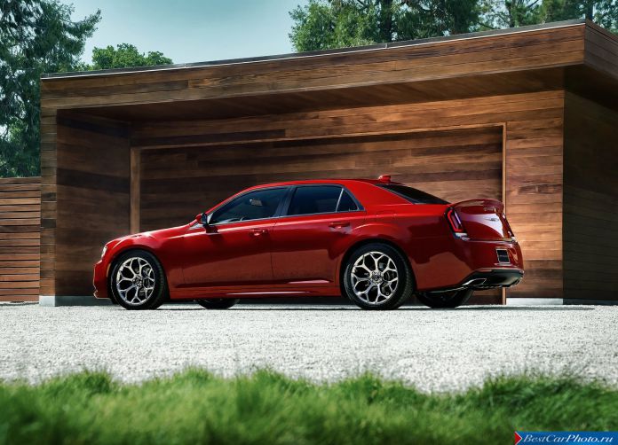 2015 Chrysler 300 - фотография 78 из 226