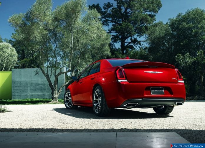 2015 Chrysler 300 - фотография 82 из 226 2015 Chrysler 300 - фотография 82 из 226