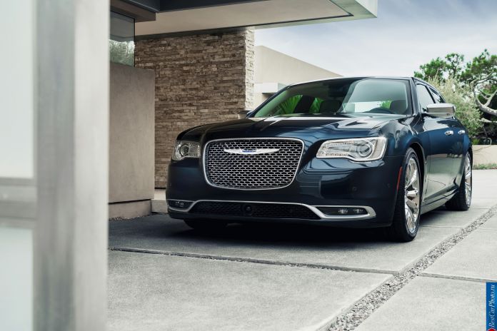 2015 Chrysler 300 - фотография 97 из 226 2015 Chrysler 300 - фотография 97 из 226