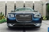 chrysler_2015_300_063.jpg