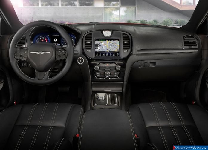 2015 Chrysler 300 - фотография 164 из 226