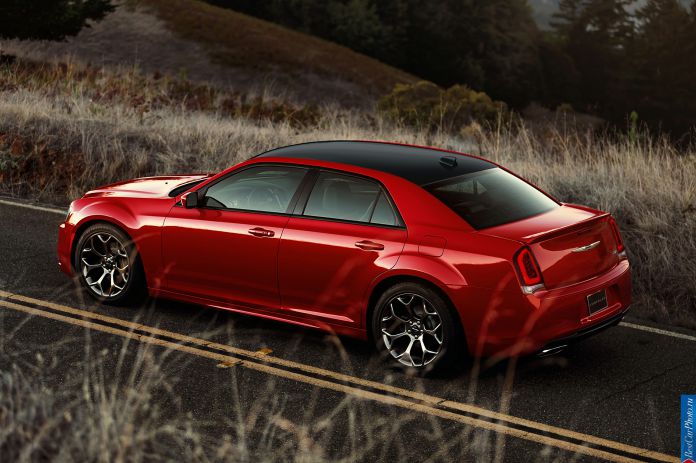 2015 Chrysler 300 - фотография 171 из 226