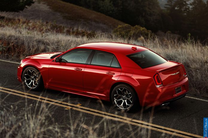 2015 Chrysler 300 - фотография 173 из 226