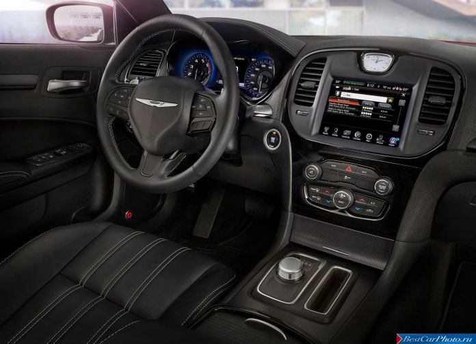 2015 Chrysler 300 - фотография 176 из 226