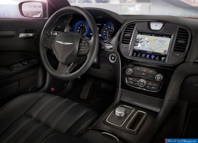 2015 Chrysler 300 - фотография 180 из 226