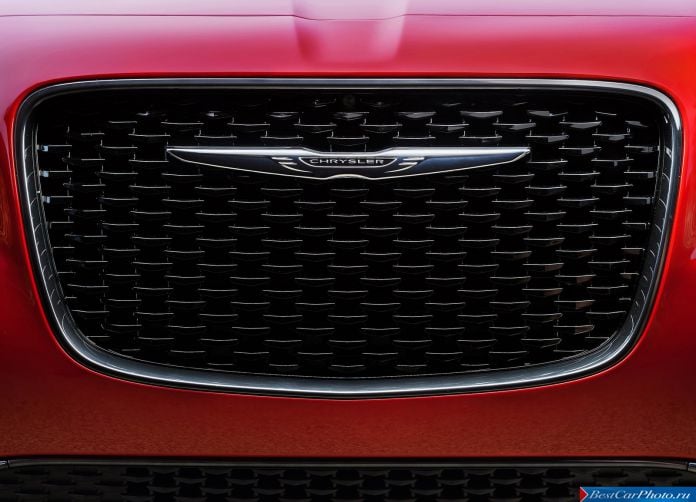 2015 Chrysler 300 - фотография 190 из 226