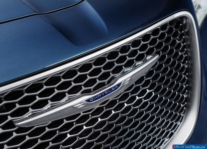 2015 Chrysler 300 - фотография 194 из 226