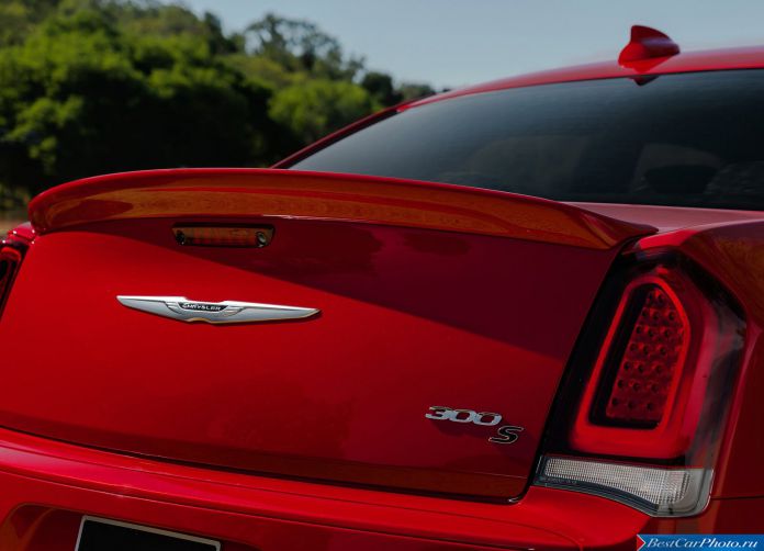 2015 Chrysler 300 - фотография 204 из 226