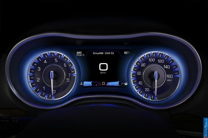 2015 Chrysler 300 - фотография 225 из 226