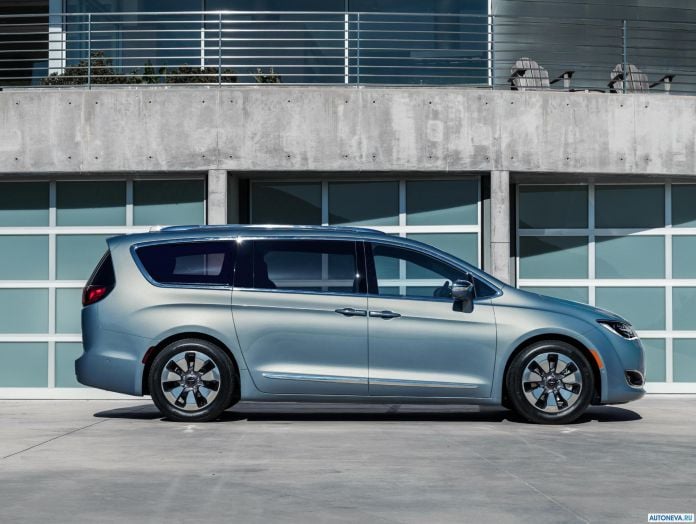 2017 Chrysler Pacifica - фотография 20 из 171