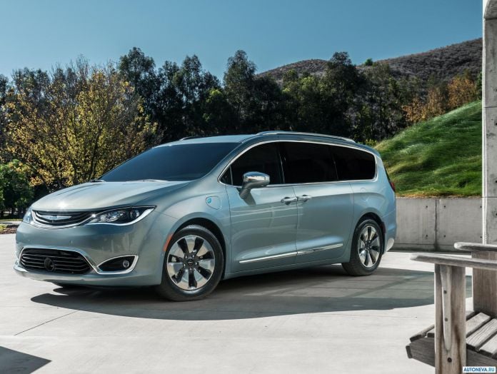 2017 Chrysler Pacifica - фотография 21 из 171