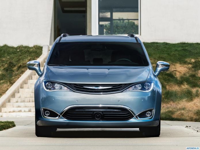 2017 Chrysler Pacifica - фотография 24 из 171