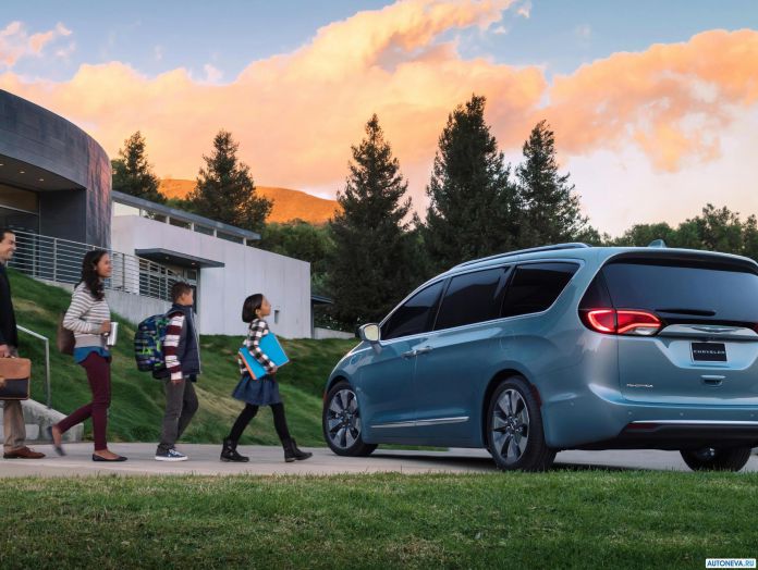 2017 Chrysler Pacifica - фотография 26 из 171 2017 Chrysler Pacifica - фотография 26 из 171