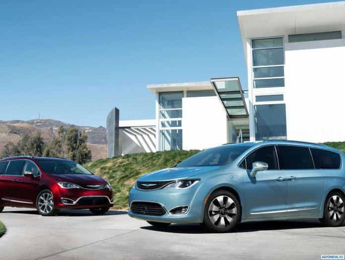 2017 Chrysler Pacifica - фотография 30 из 171