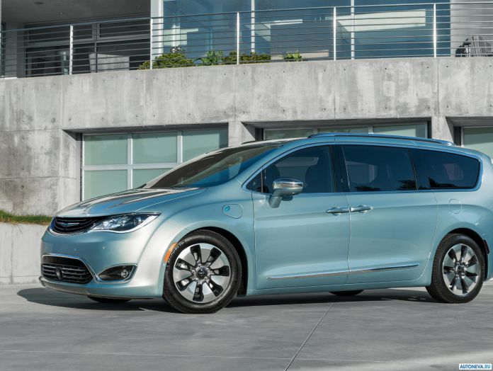 2017 Chrysler Pacifica - фотография 31 из 171