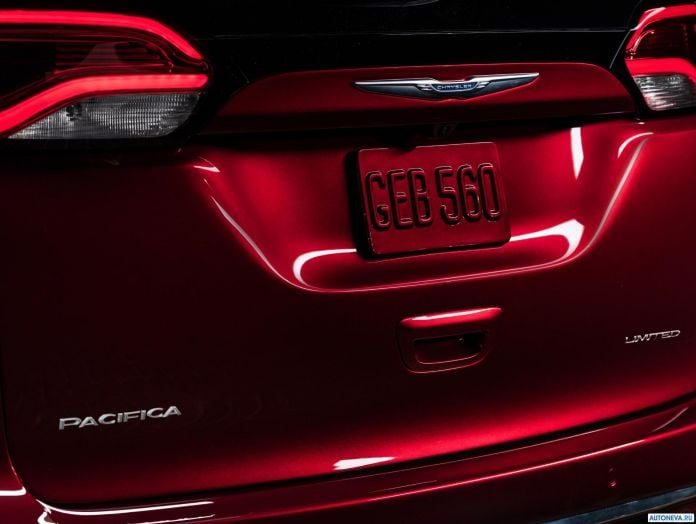 2017 Chrysler Pacifica - фотография 47 из 171 2017 Chrysler Pacifica - фотография 47 из 171