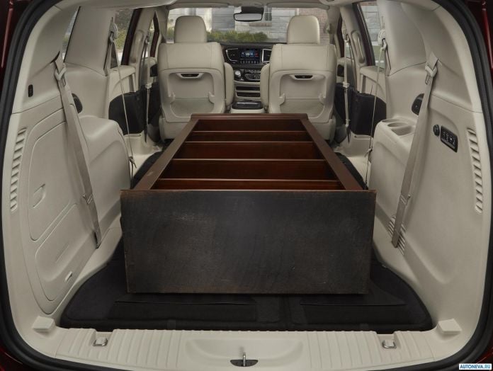 2017 Chrysler Pacifica - фотография 57 из 171 2017 Chrysler Pacifica - фотография 57 из 171