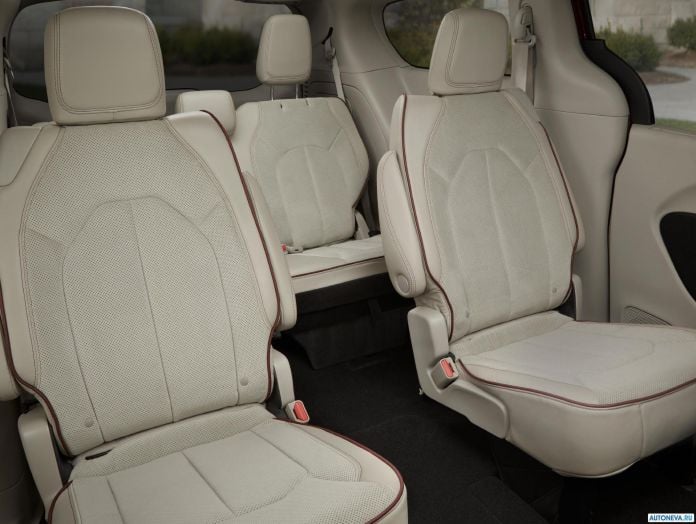 2017 Chrysler Pacifica - фотография 66 из 171 2017 Chrysler Pacifica - фотография 66 из 171