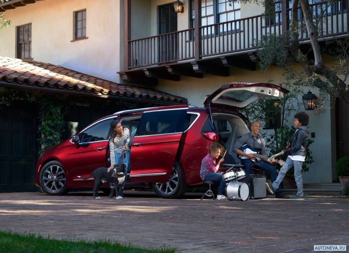 2017 Chrysler Pacifica - фотография 77 из 171 2017 Chrysler Pacifica - фотография 77 из 171