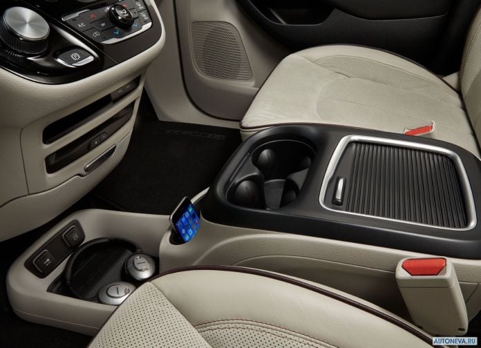 2017 Chrysler Pacifica - фотография 100 из 171 2017 Chrysler Pacifica - фотография 100 из 171