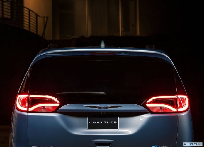 2017 Chrysler Pacifica - фотография 141 из 171 2017 Chrysler Pacifica - фотография 141 из 171