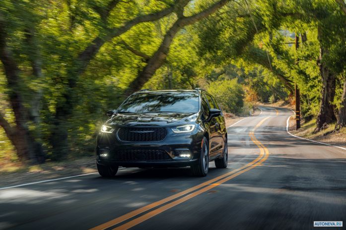 2021 Chrysler Pacifica Limited S Appearaance Package AWD - фотография 4 из 40 2021 Chrysler Pacifica Limited S Appearaance Package AWD - фотография 4 из 40