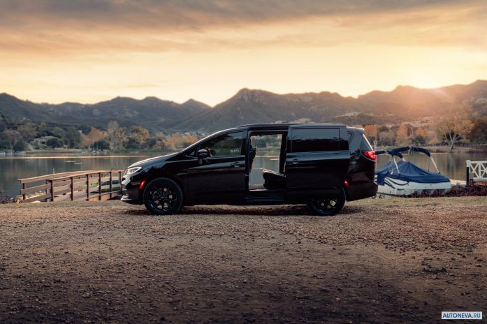 2021 Chrysler Pacifica Limited S Appearaance Package AWD - фотография 16 из 40 2021 Chrysler Pacifica Limited S Appearaance Package AWD - фотография 16 из 40