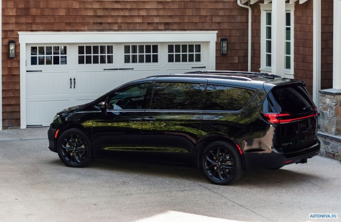 2021 Chrysler Pacifica Limited S Appearaance Package AWD - фотография 17 из 40