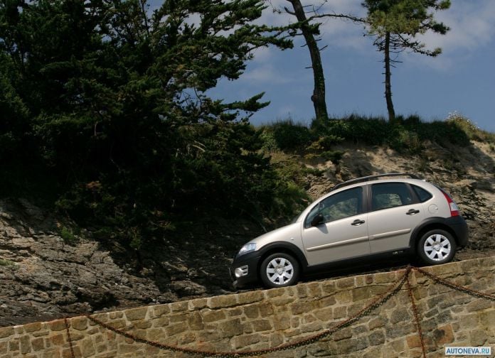 2006 Citroen C3 X-TR - фотография 18 из 24 2006 Citroen C3 X-TR - фотография 18 из 24