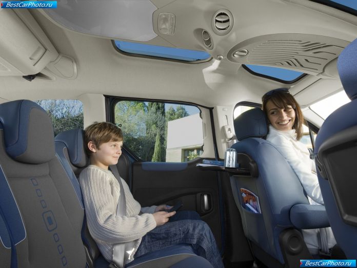2009 Citroen Berlingo Multispace - фотография 22 из 60 2009 Citroen Berlingo Multispace - фотография 22 из 60