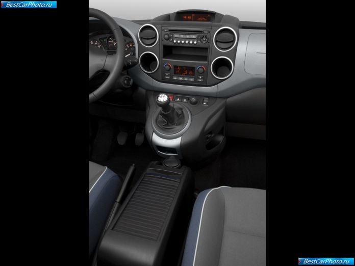2009 Citroen Berlingo Multispace - фотография 32 из 60 2009 Citroen Berlingo Multispace - фотография 32 из 60